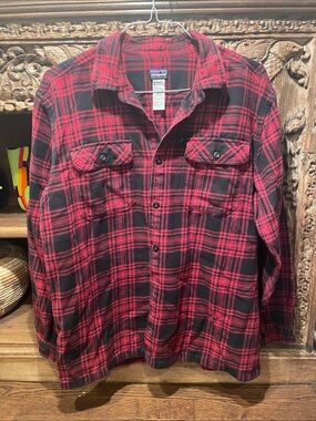 Vintage Patagonia Red and Black Plaid Button-Down Flannel Shirt